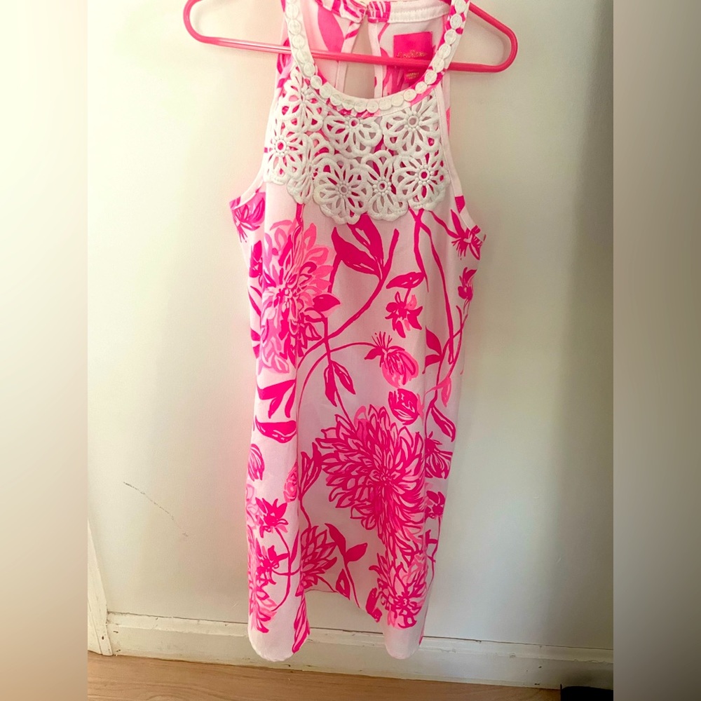 Lilly Pulitzer halter neck girls dress size 14. Worn once.